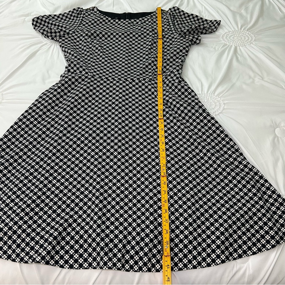 NWOT Talbots Black & White Checkered Flutter Sleeve Fit & Flare Dress Size 14 - Picture 10 of 16
